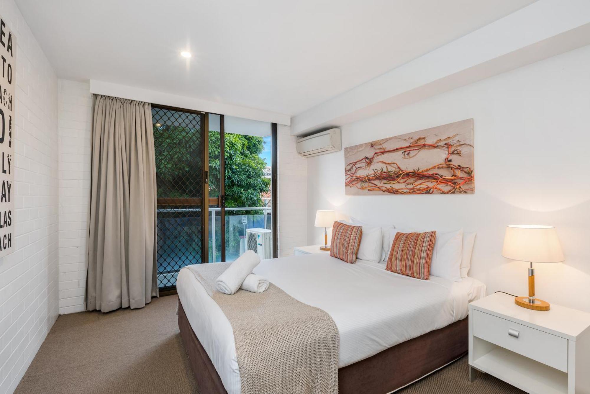 Bayview Beachfront Apartments, In Town Right On The Beach Byron Bay Zimmer foto