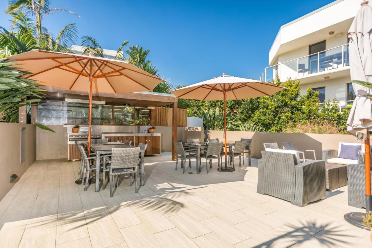 Bayview Beachfront Apartments, In Town Right On The Beach Byron Bay Exterior foto